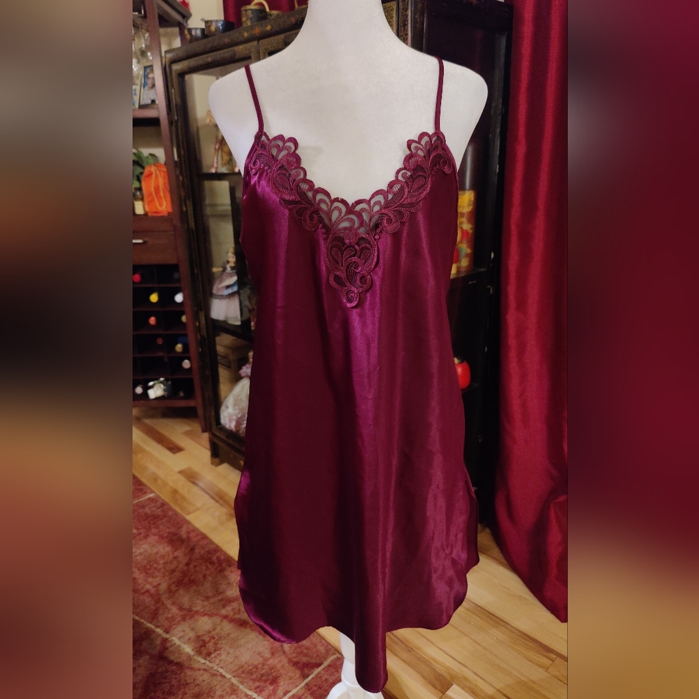 Vintage Soft Sensations Dress Slip